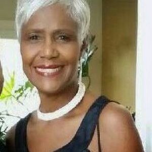 Meet your Posher, Renee